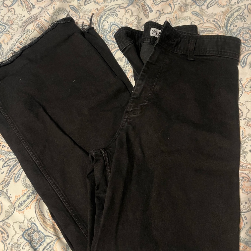 Zara women’s Black jeans